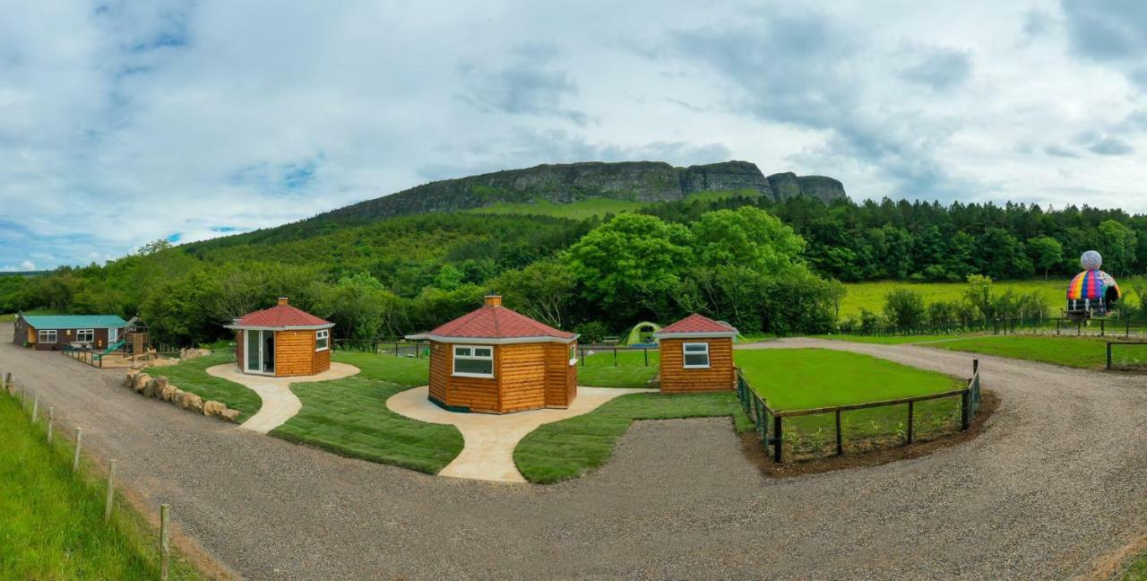 Waterfall Caves Turn-Around-Houses Villa Limavady Exteriör bild