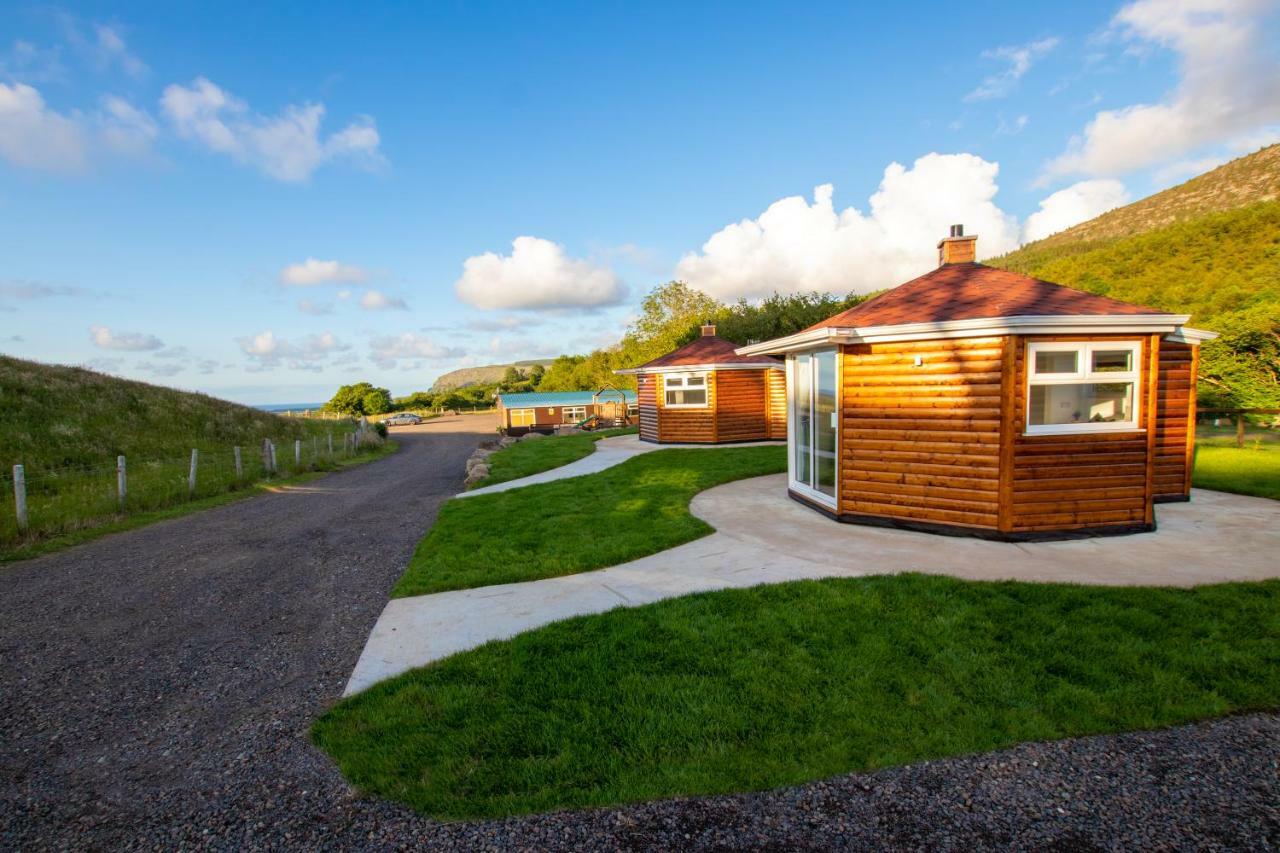 Waterfall Caves Turn-Around-Houses Villa Limavady Exteriör bild